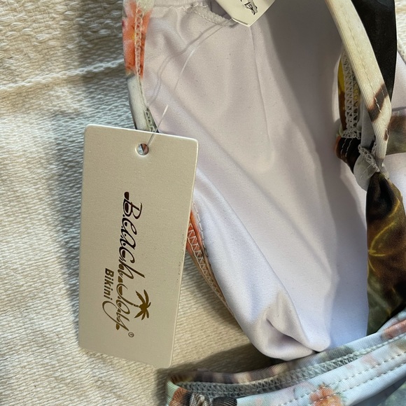 🆕Beach Joy 2pc bikini set, Beige sizes S-L - Picture 12 of 12